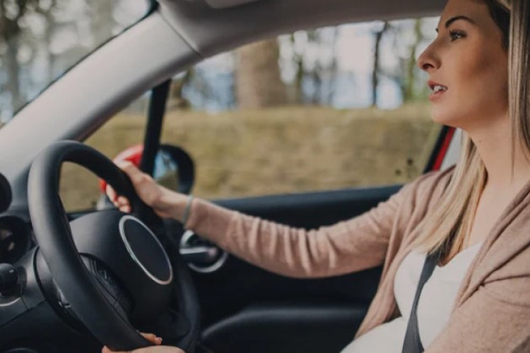 CATAT! Tips Membeli Mobil Untuk Wanita, Utamakan 10 Hal Penting Ini! Nomor 6 Wajib Banget Sih